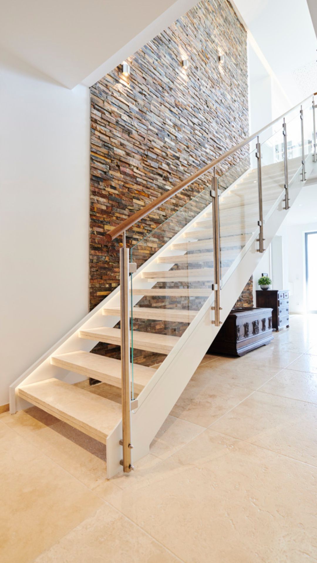 ADESI_Multicolor_Fl_chenpaneele