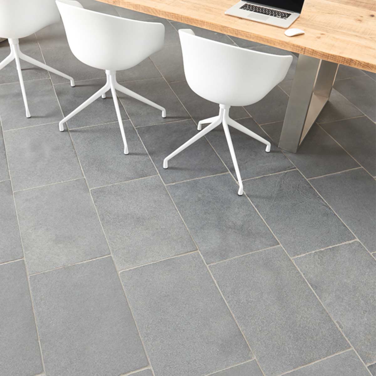 tivo-olive-black-bodenfliesen-plaza