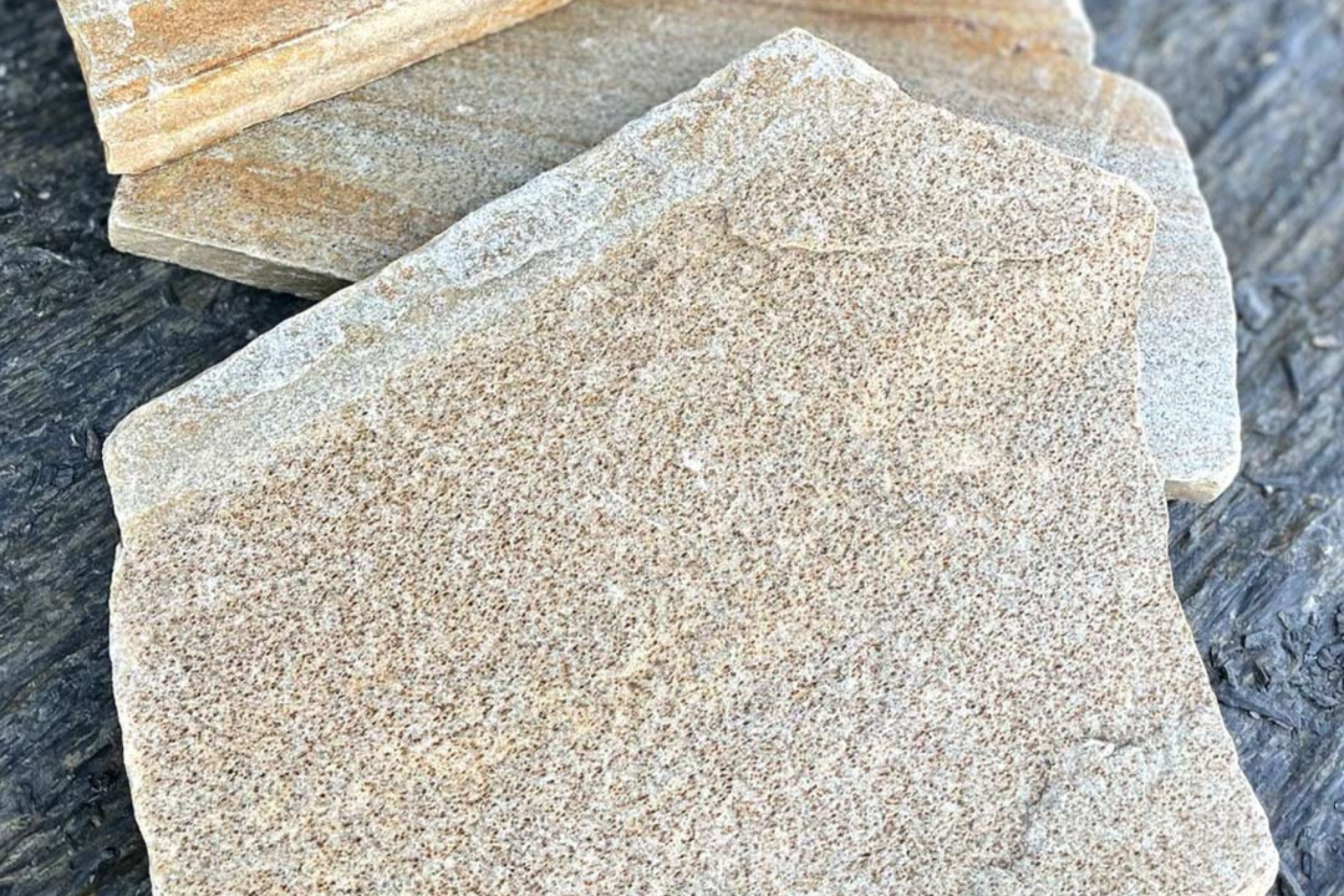 Materialbezogene Hinweise zu Naturstein