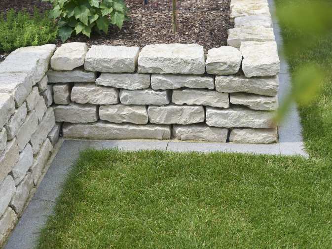 Rand- und Kantensteine