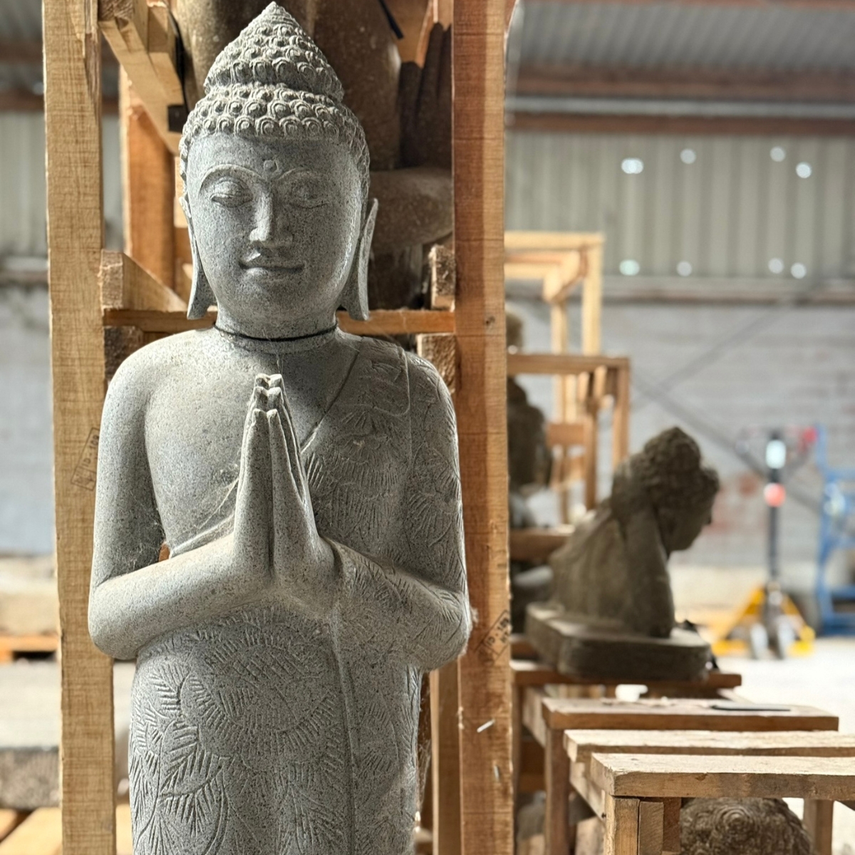 Buddha Figur aus Naturstein