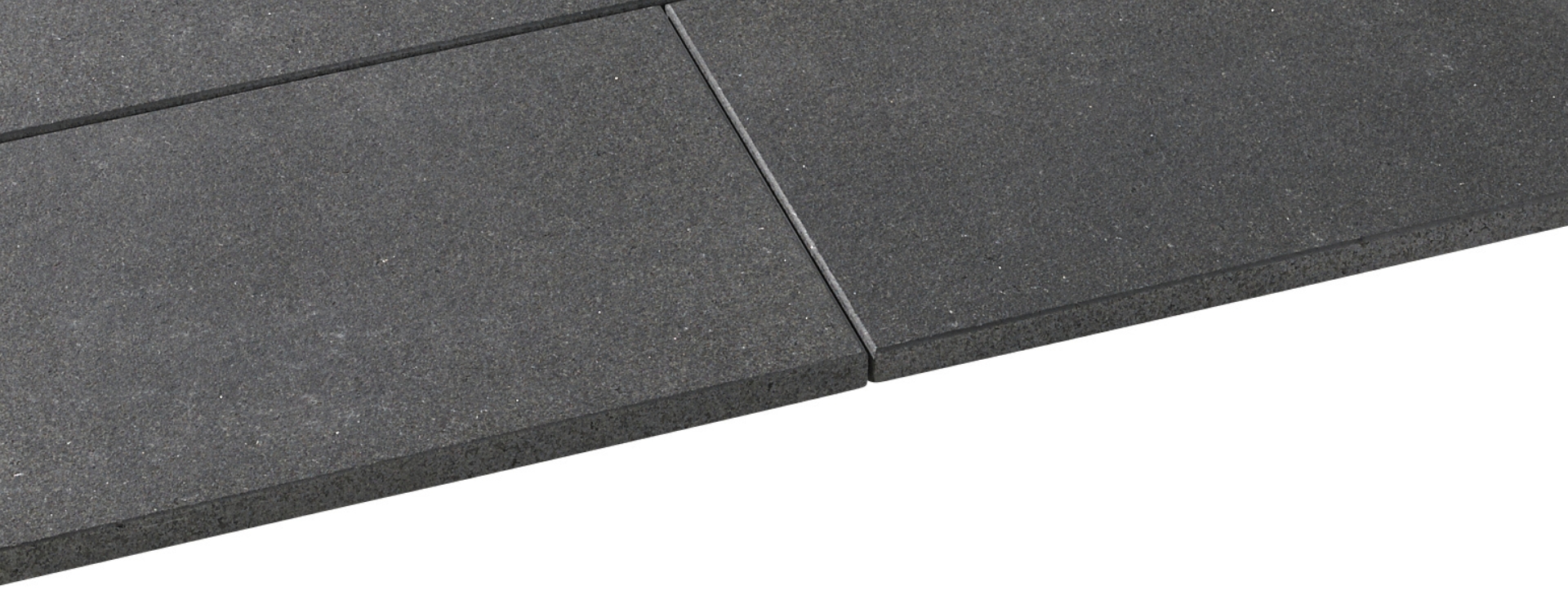 Gesägte Kanten mit Fase bei Natursteinplatten