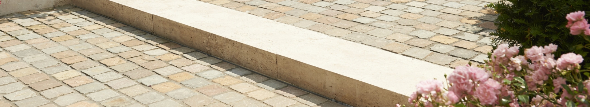 Blockstufe Plaza