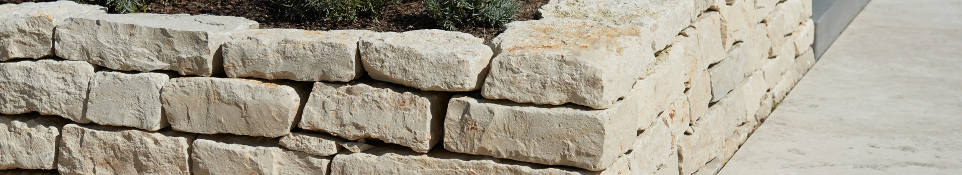 Trockenmauersteine gespalten Trockenmauersteine gespalten