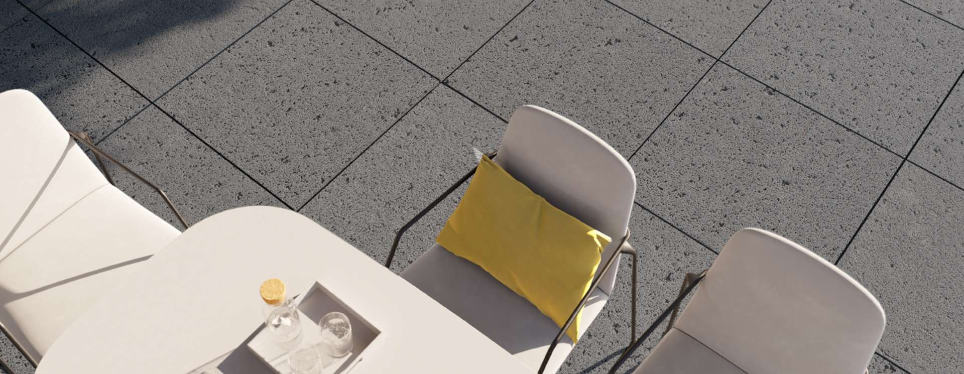 Terrassenplatten in Anthrazit