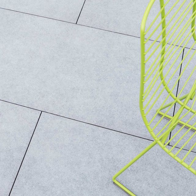 Pierre Bleue Sablée SO11 Premium-Keramik Bodenplat